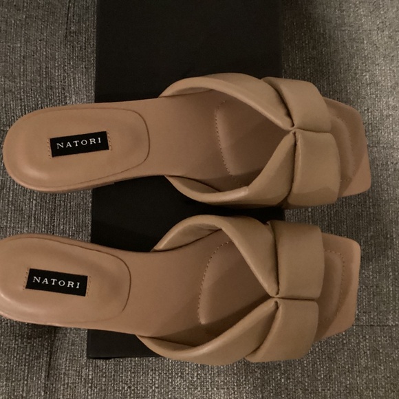 Natori Vitta Slide Sandal (Women) 7M - Picture 7 of 14